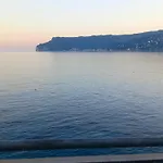 Sea View 아파트