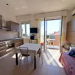Sea View * 스포토르노