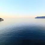Sea View *
