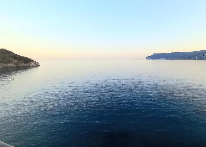 Sea View *